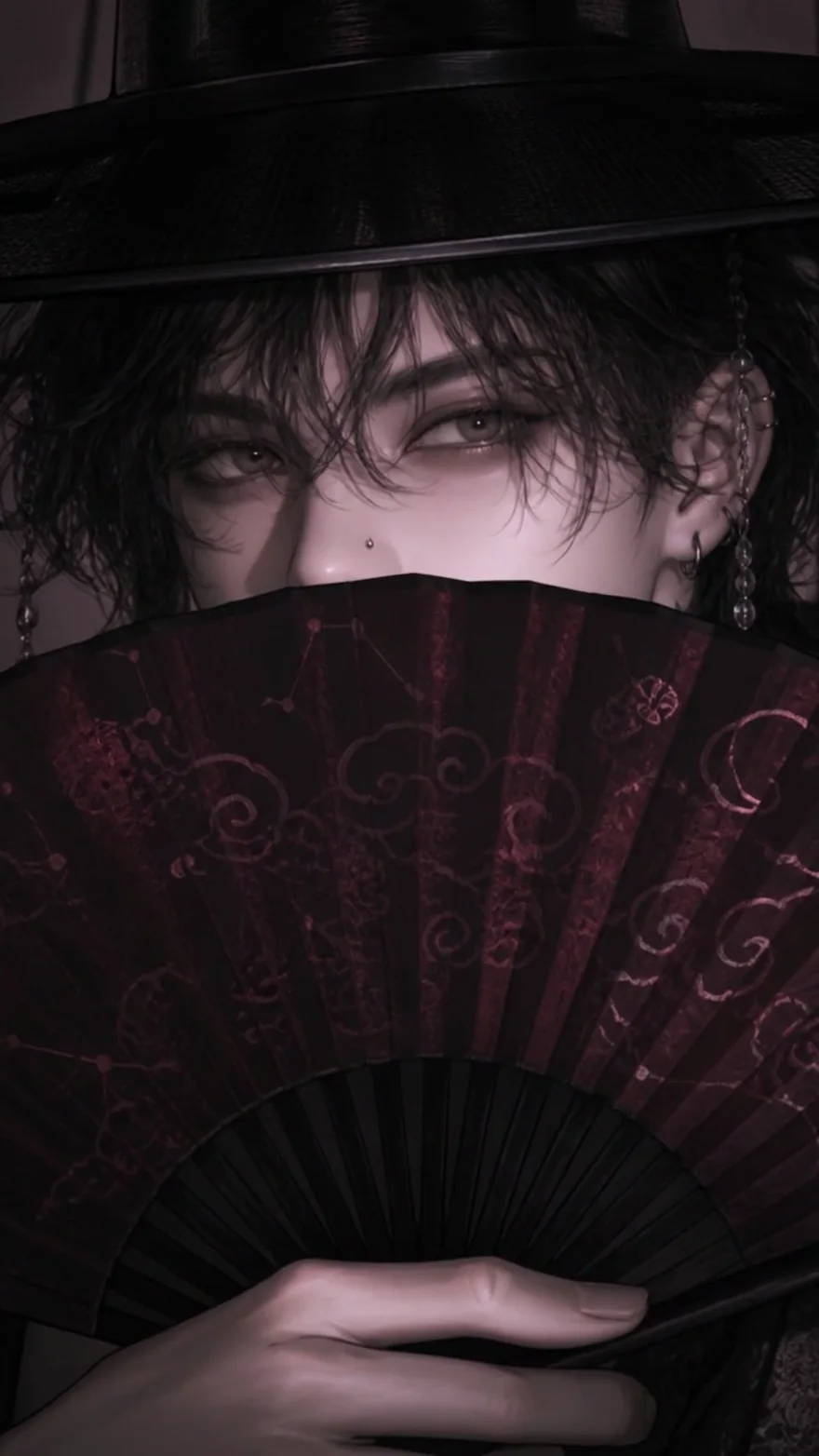 검붉은 부채 너머로 방문자를 바라보는 무경